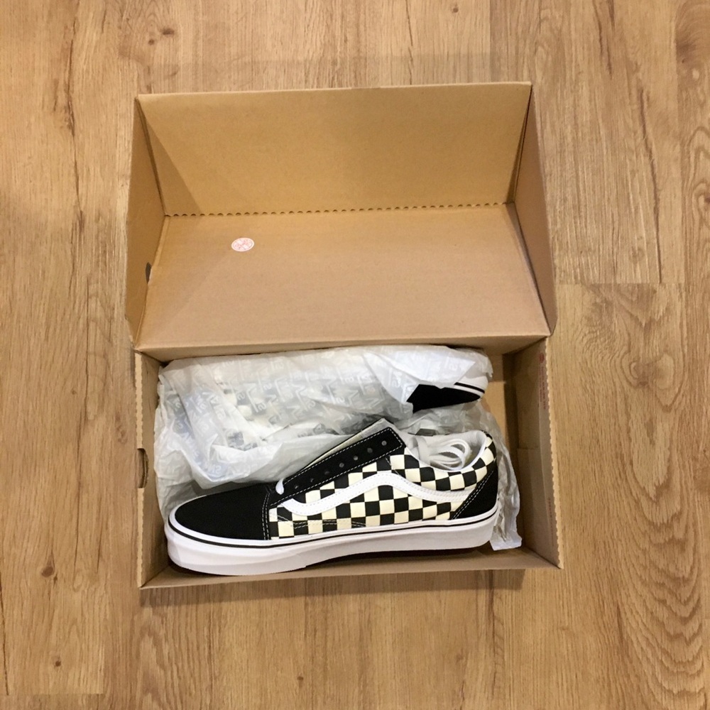 NWT Vans old skool checkered shoes